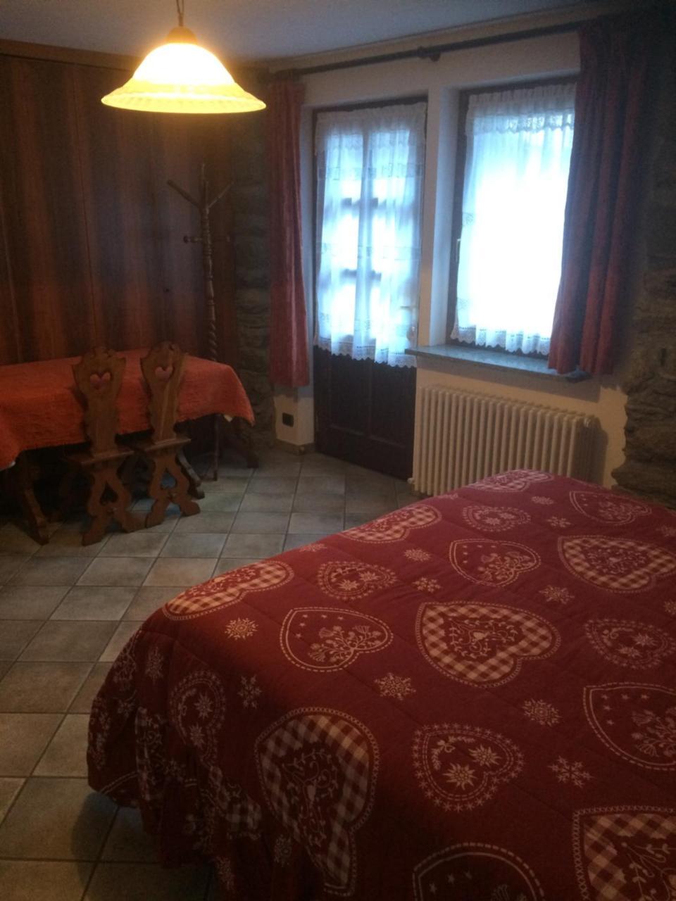 Affittacamere L'Abri Etroubles Buitenkant foto